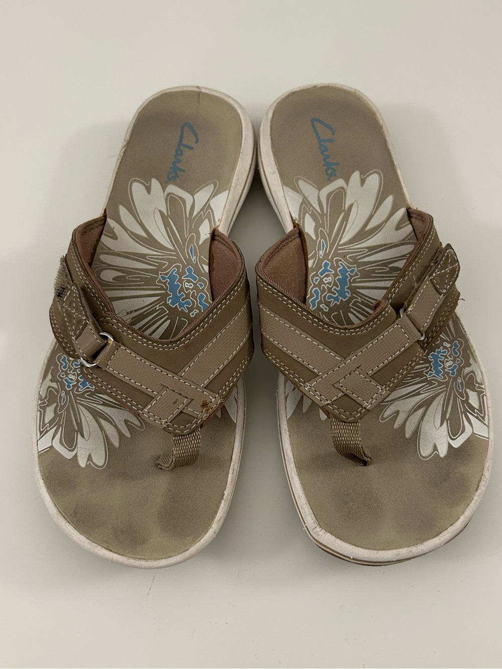 Clarks Women's Brown/Taupe Flip-Flop Sandal